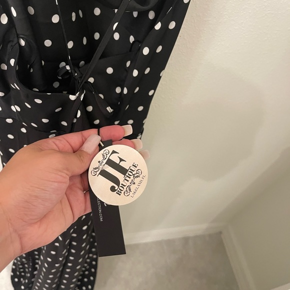 Romper - Picture 4 of 4